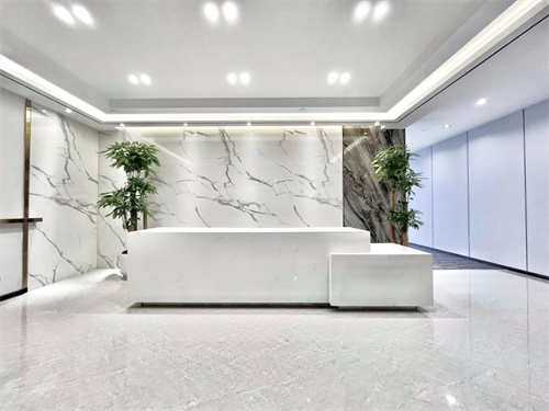 天润财富中心 210㎡办公室 6元/平米/天